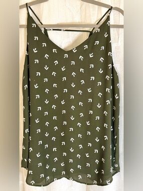 LOFT Olive Green Printed Cami Size Small Strappy Tank Blouse Lightweight